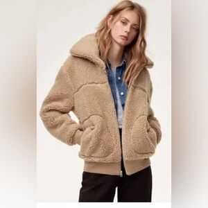 Aritzia Wilfred Free Teddy Jacket Fleece Sherpa Bomber Coat Warm Cozy  size M